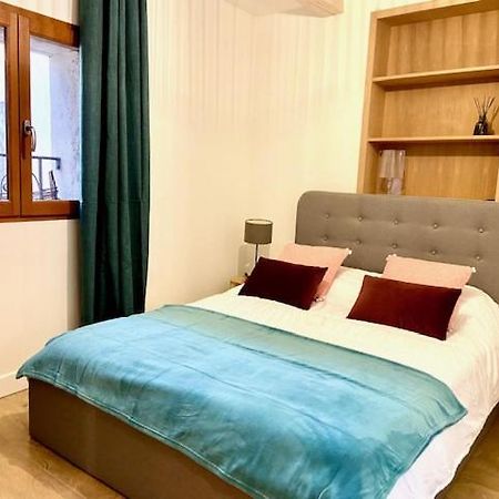 Appartamento Rue Du Bateau Antibes Esterno foto